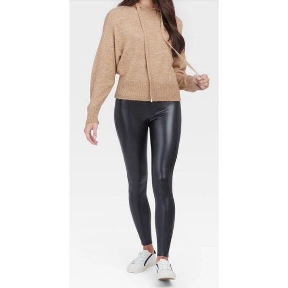 Assets by SPANX faux leather leggings 1X - Picture 2 of 7